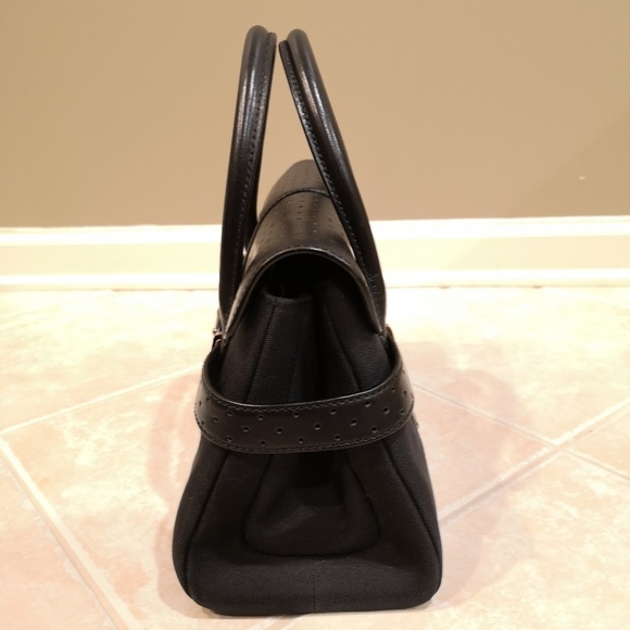 Gucci Women's Handbag - Picture 6 of 8